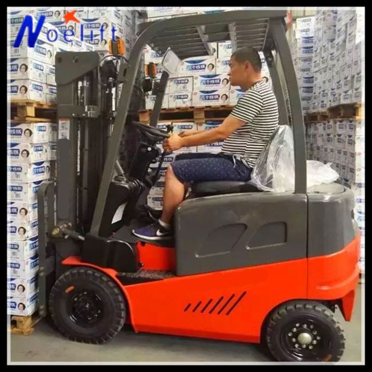 Electric Forklift with Small Battery 
