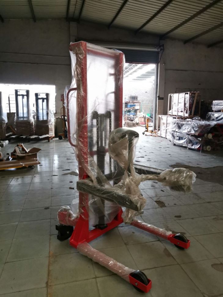 hydraulic drum lifter