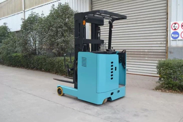 Electric Reach Truck(48V) Move Up And Down Of Telescoping Forks
