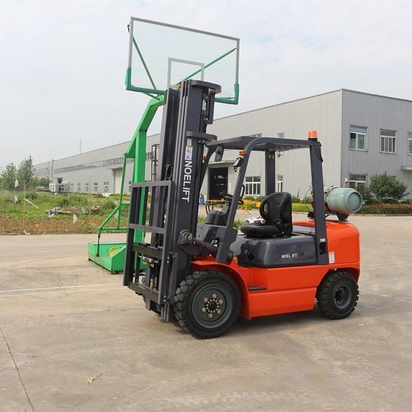 Nissan Engine Propane Tank Forklift 