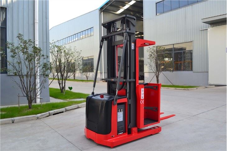 1Ton ELECTRIC ORDER PICKER for sale