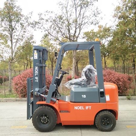 1.5ton Diesel Forklift Truck  Forklift Hydraulic Oil