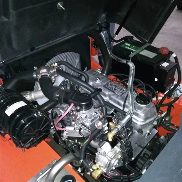 Gasoline Small Tonnage Storage  Forklift Truck with Oil-driven Engines