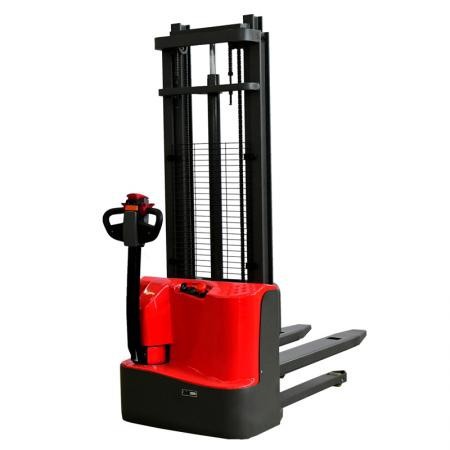 walking pallet stacker vehicle